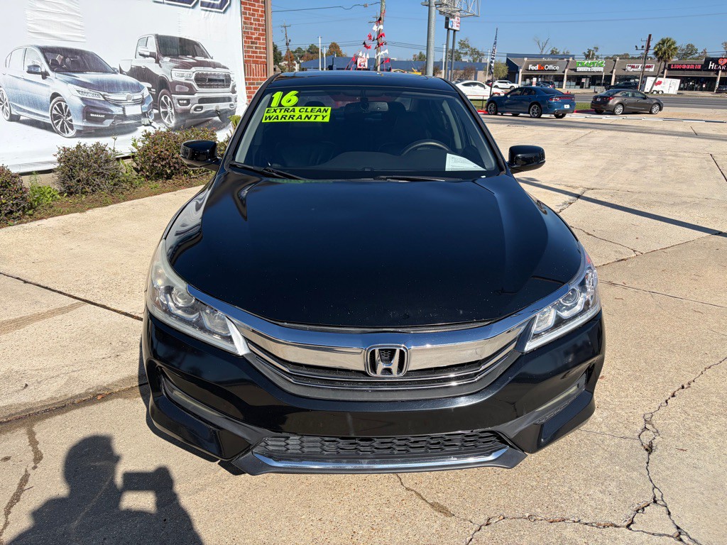 2016 Honda Accord Image 2