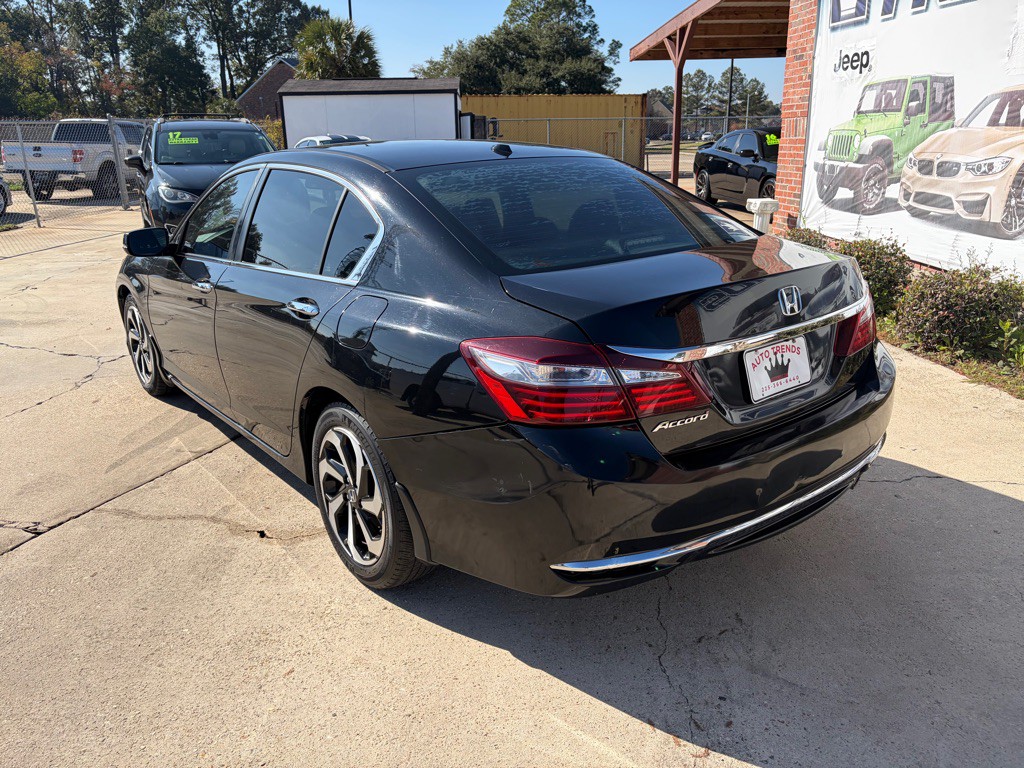 2016 Honda Accord Image 5