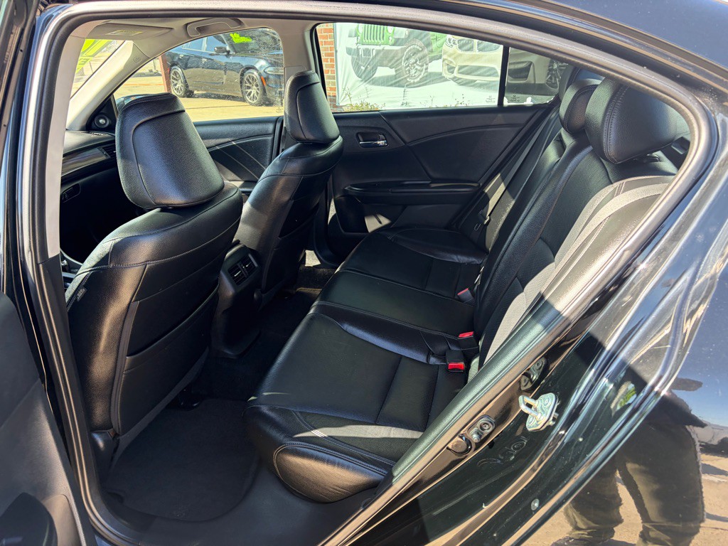 2016 Honda Accord Image 6