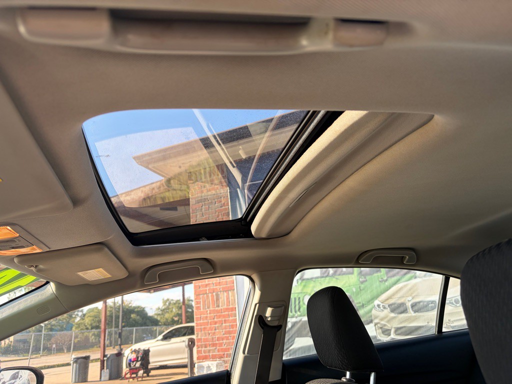 2014 Honda Civic Image 8