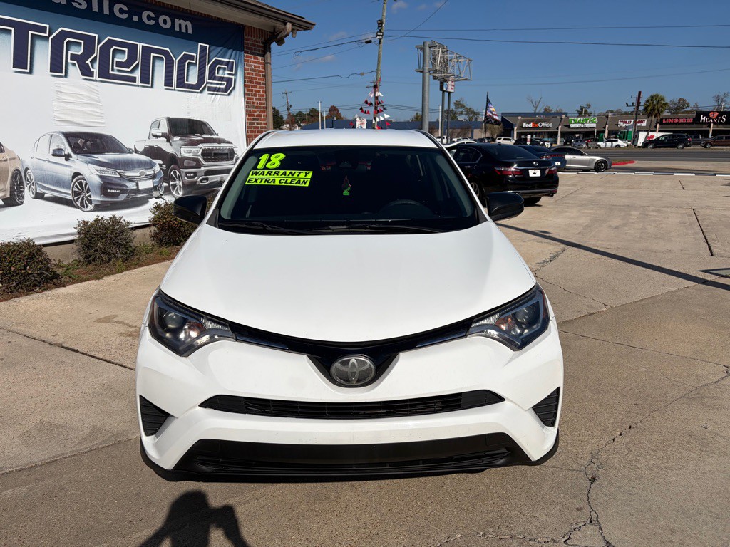 2018 Toyota Rav4 Image 2