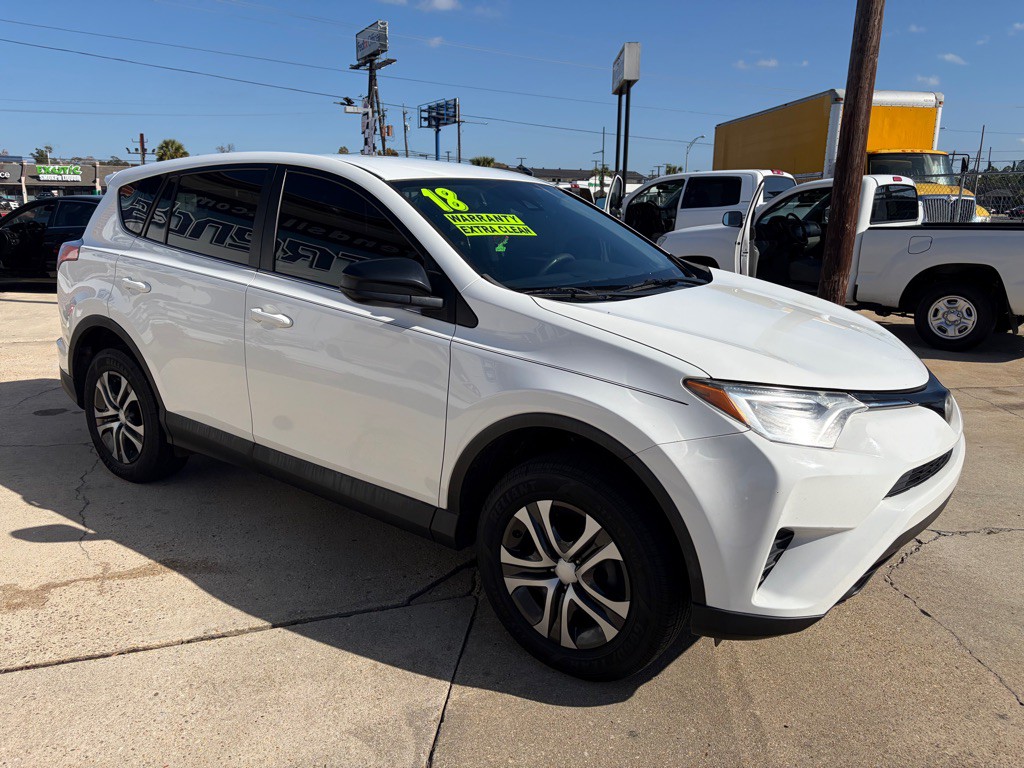 2018 Toyota Rav4 Image 3