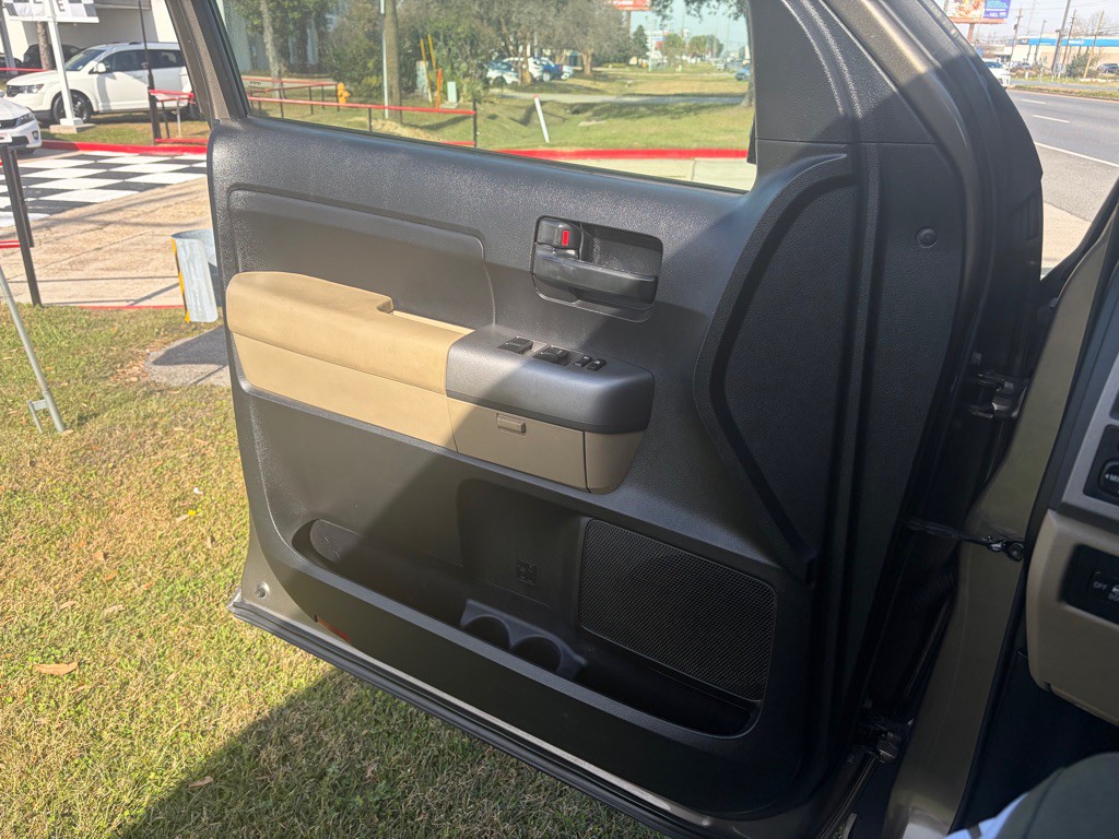 2012 Toyota Tundra Image 13