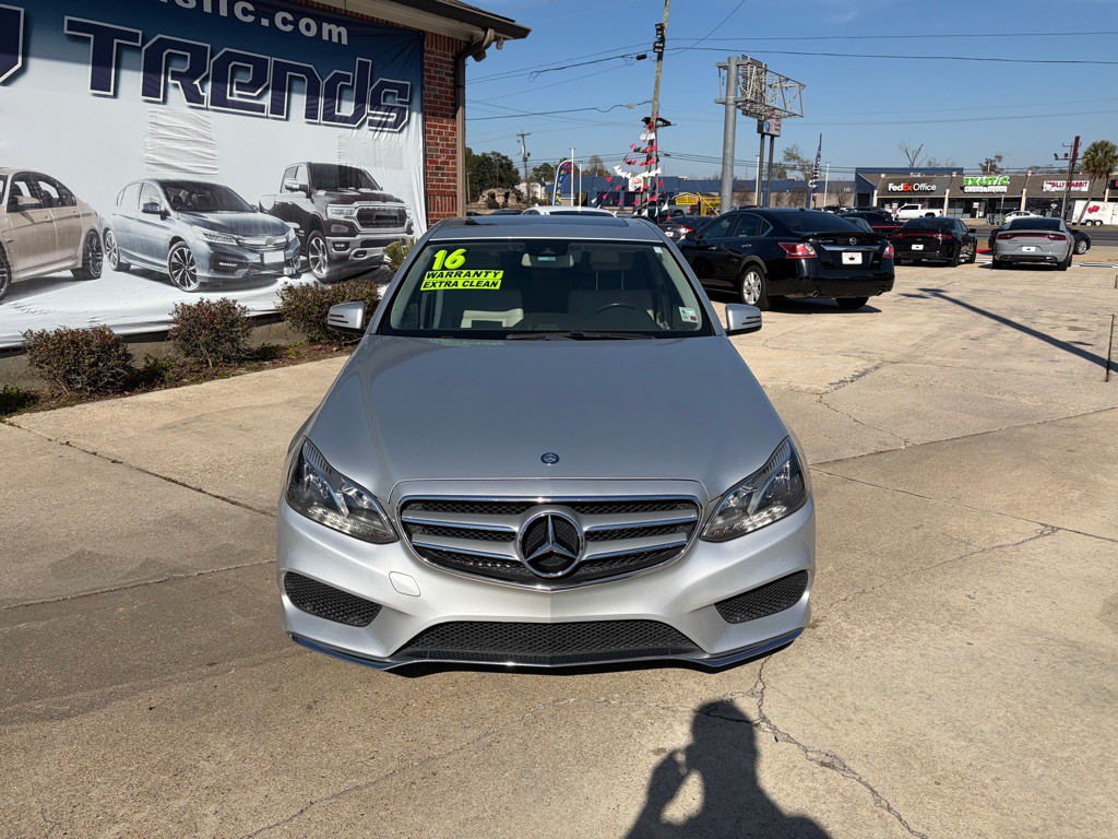 2016 Mercedes-Benz E-Class Image 2
