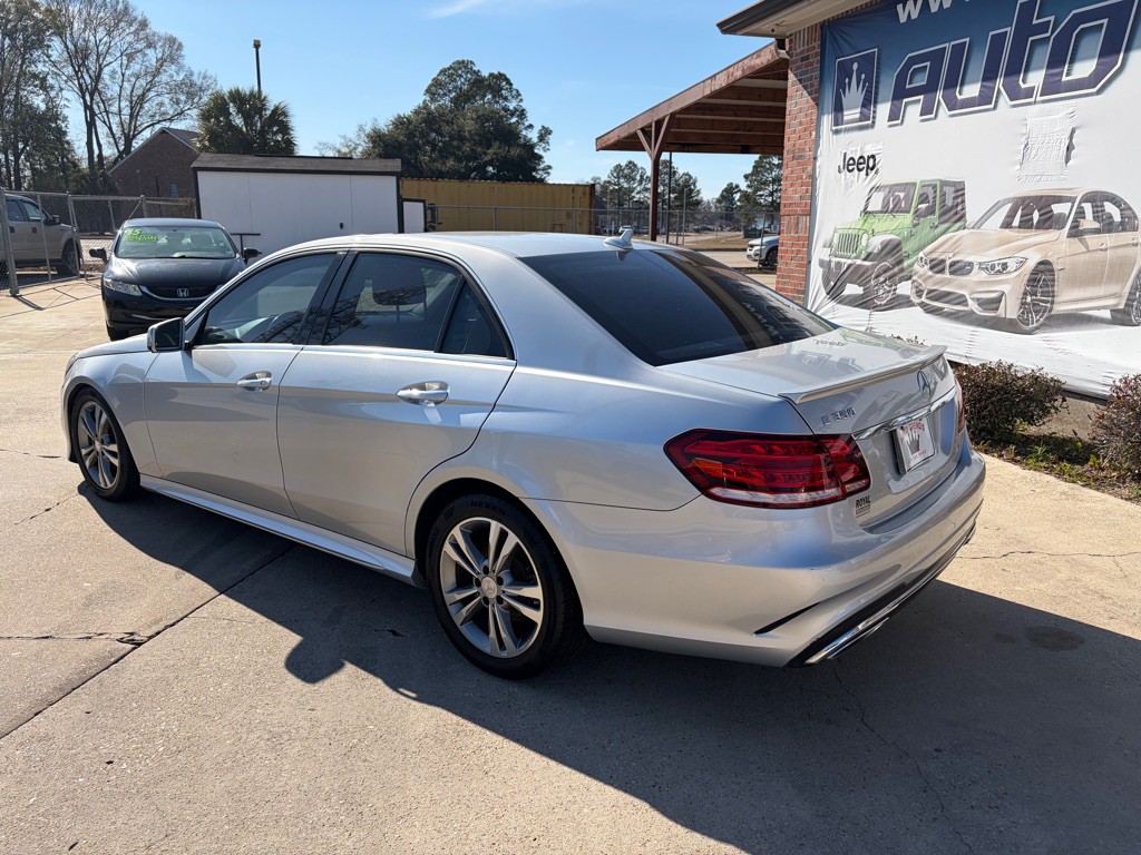 2016 Mercedes-Benz E-Class Image 5