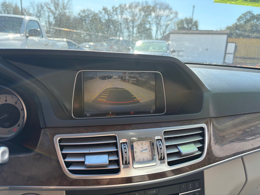 2016 Mercedes-Benz E-Class Image 8