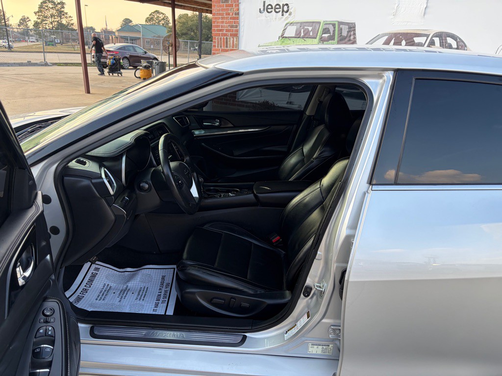 2021 Nissan Maxima Image 6