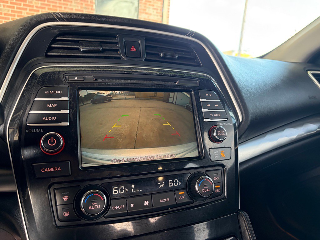 2021 Nissan Maxima Image 9