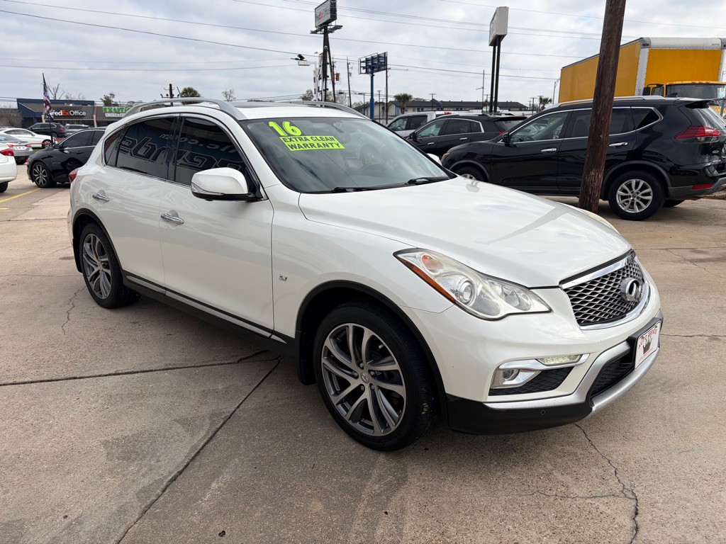 2016 INFINITI QX50 Image 3