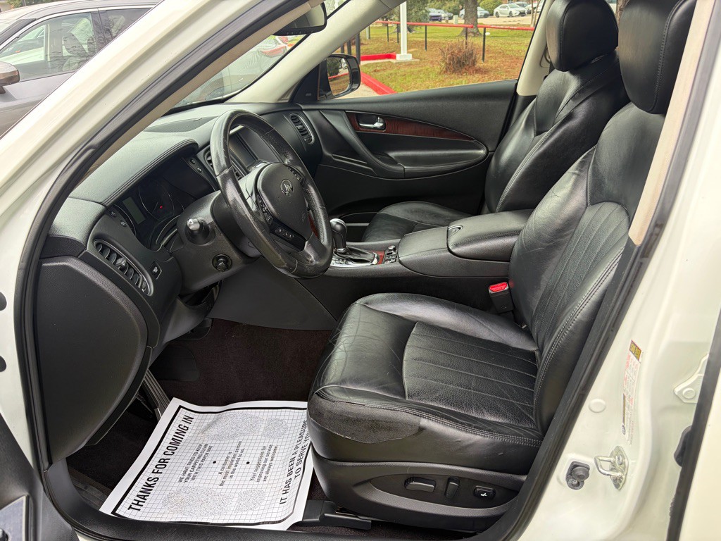 2016 INFINITI QX50 Image 6