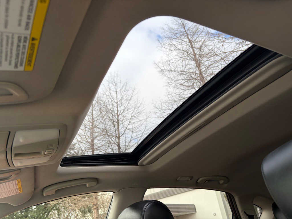 2016 INFINITI QX50 Image 11