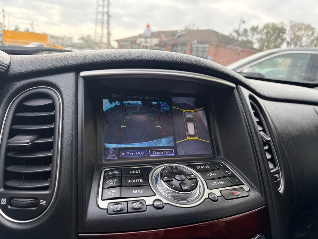 2016 INFINITI QX50 Image 12