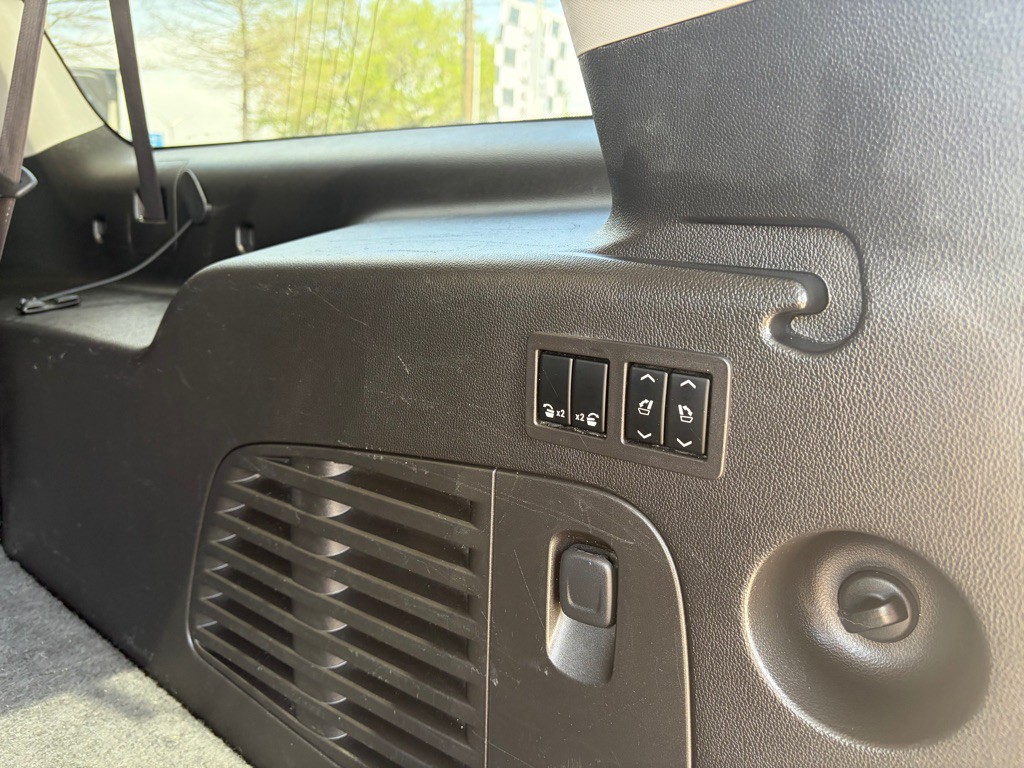 2015 GMC Yukon Image 13