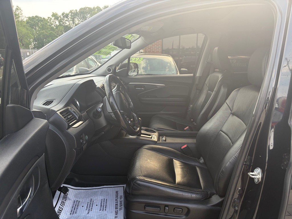 2018 Honda Pilot Image 6