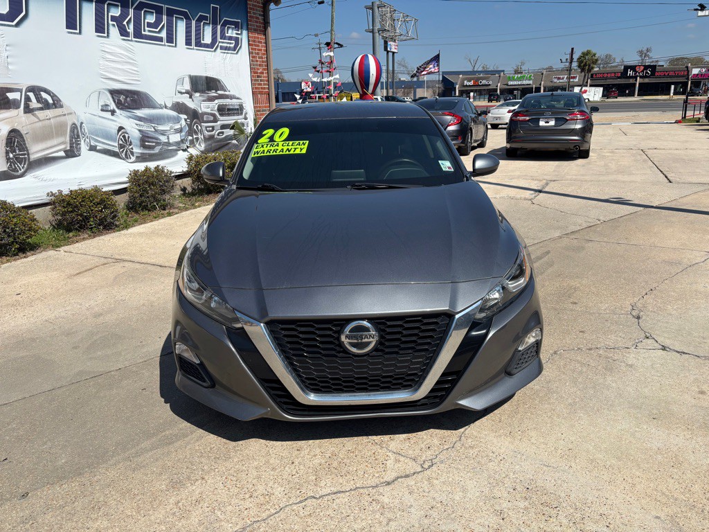 2020 Nissan Altima Image 2