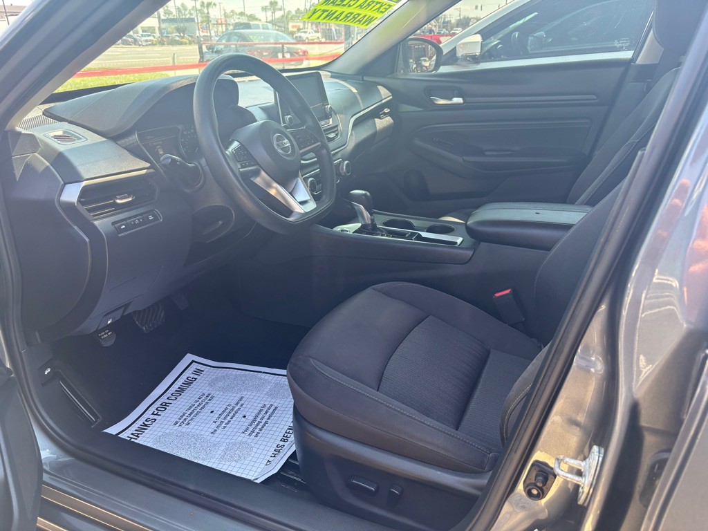 2020 Nissan Altima Image 6