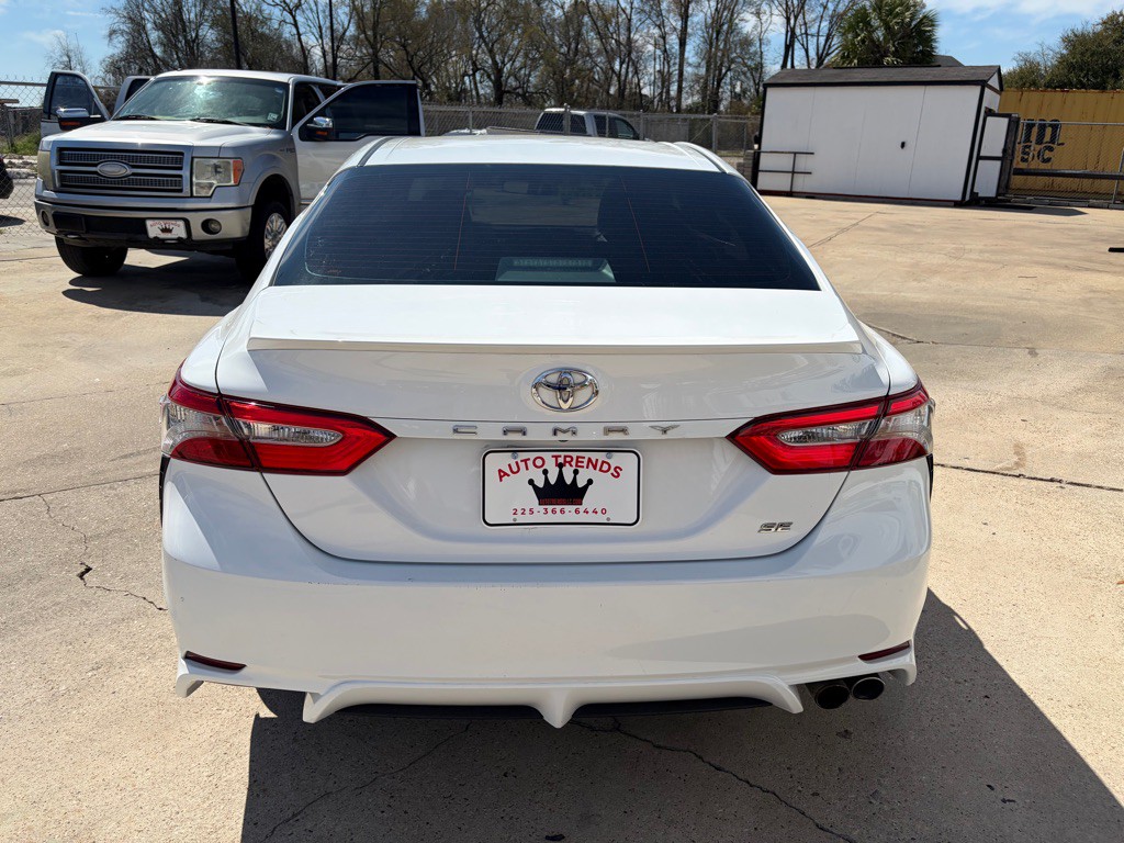 2018 Toyota Camry Image 4