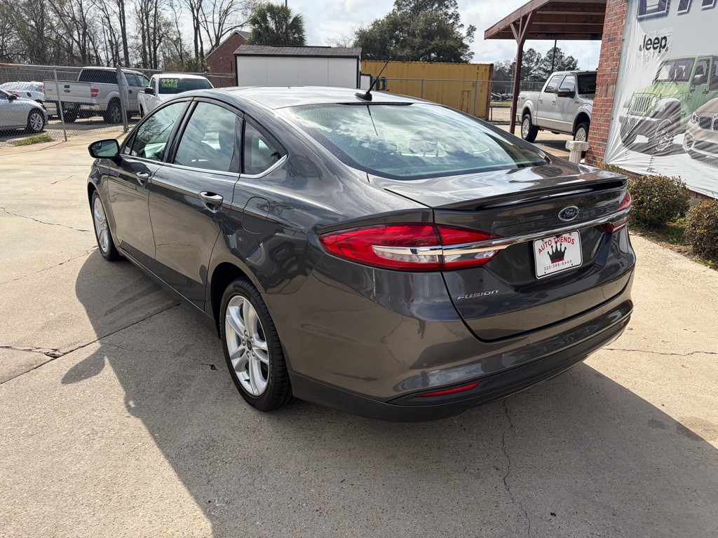 2018 Ford Fusion Image 5