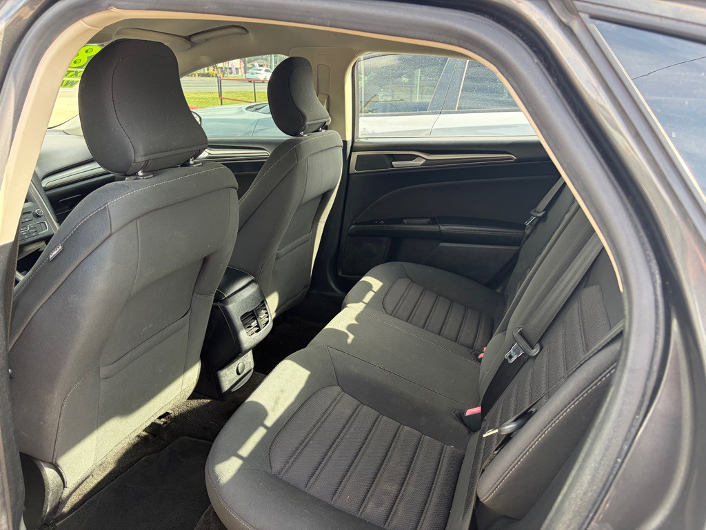 2018 Ford Fusion Image 10