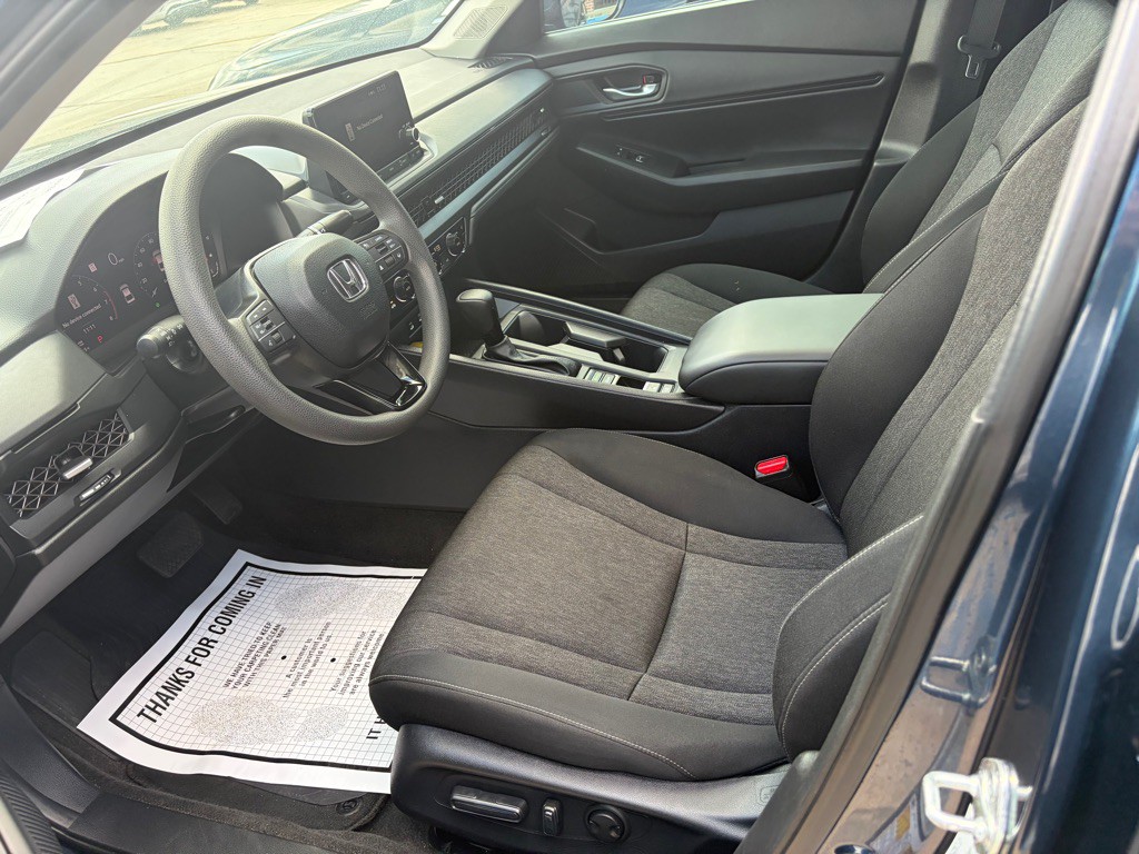 2024 Honda Accord Image 9