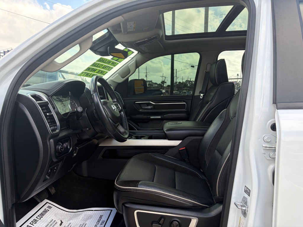 2022 RAM 1500 Image 6