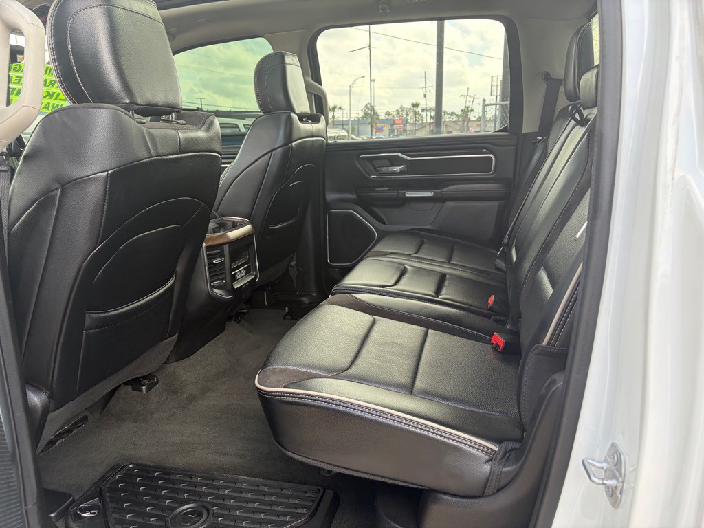 2022 RAM 1500 Image 8