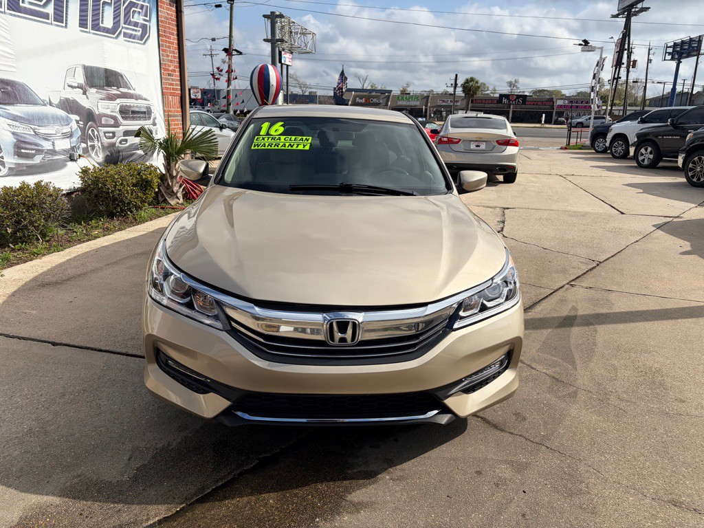 2016 Honda Accord Image 2