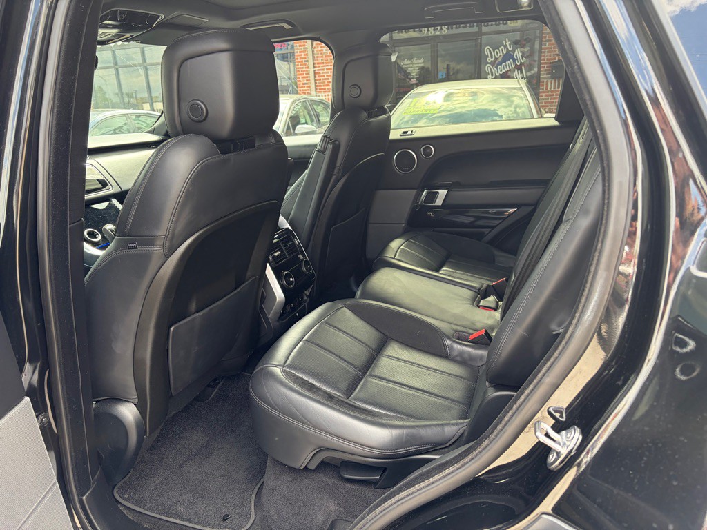 2020 Land Rover Range Rover Sport Image 8