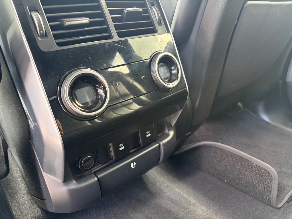 2020 Land Rover Range Rover Sport Image 16