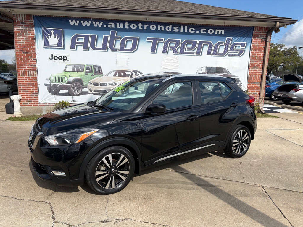 2018 Nissan Kicks Image 1