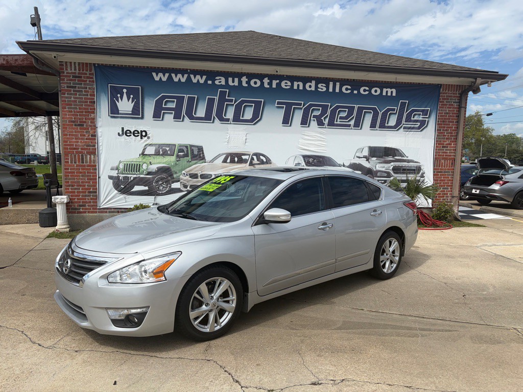 2015 Nissan Altima Image 1