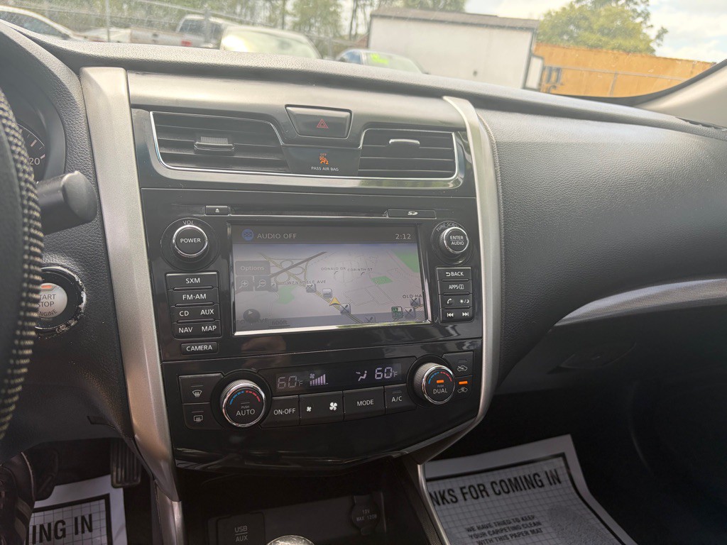 2015 Nissan Altima Image 8