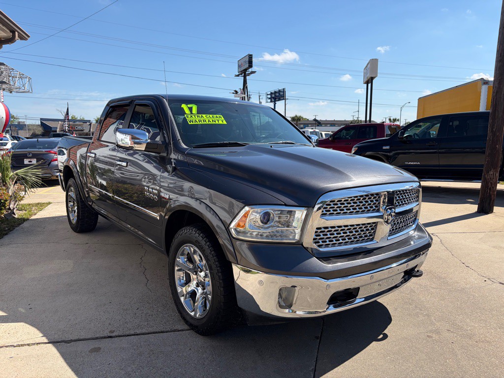 2017 RAM 1500 Image 3