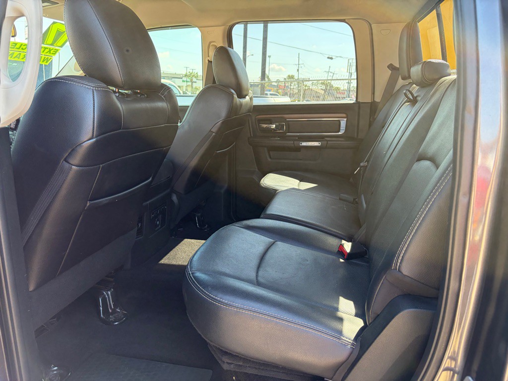 2017 RAM 1500 Image 7