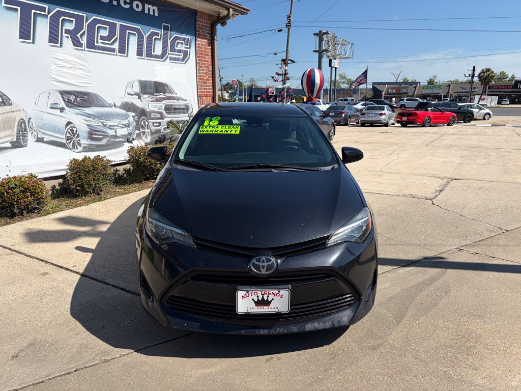 2018 Toyota Corolla Image 2