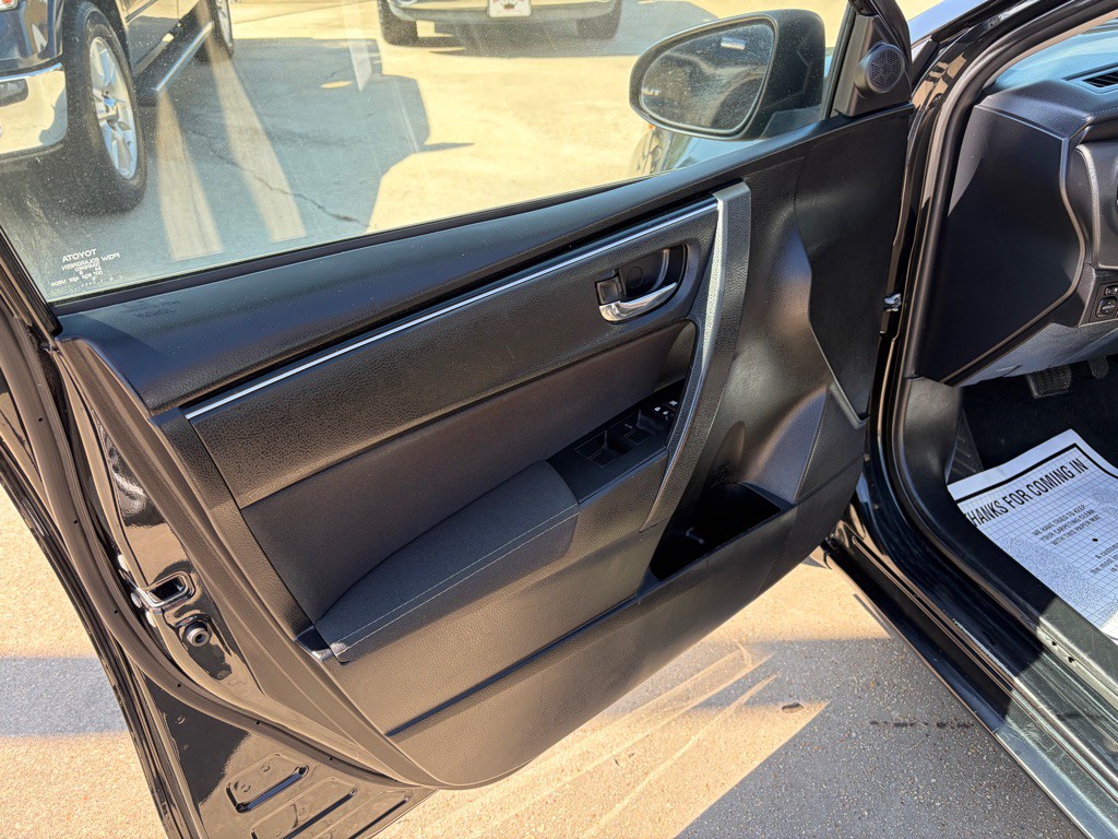 2018 Toyota Corolla Image 8