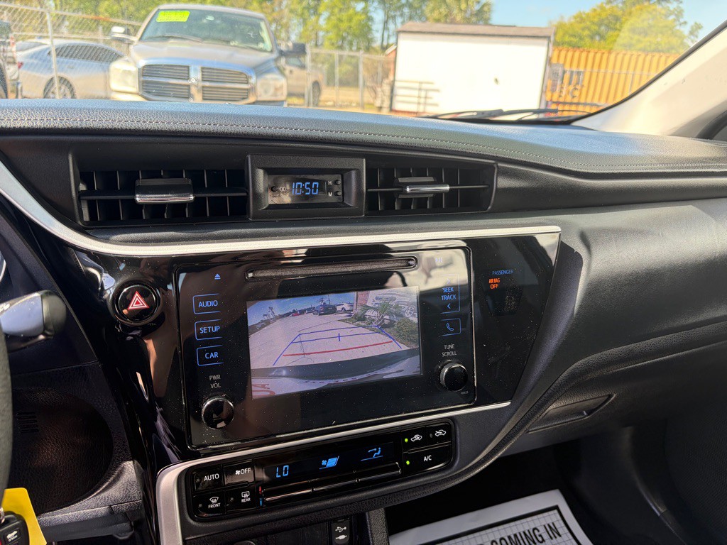 2018 Toyota Corolla Image 9