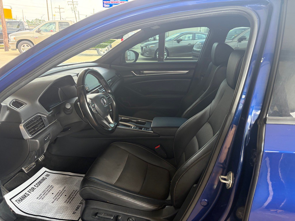 2021 Honda Accord Image 6