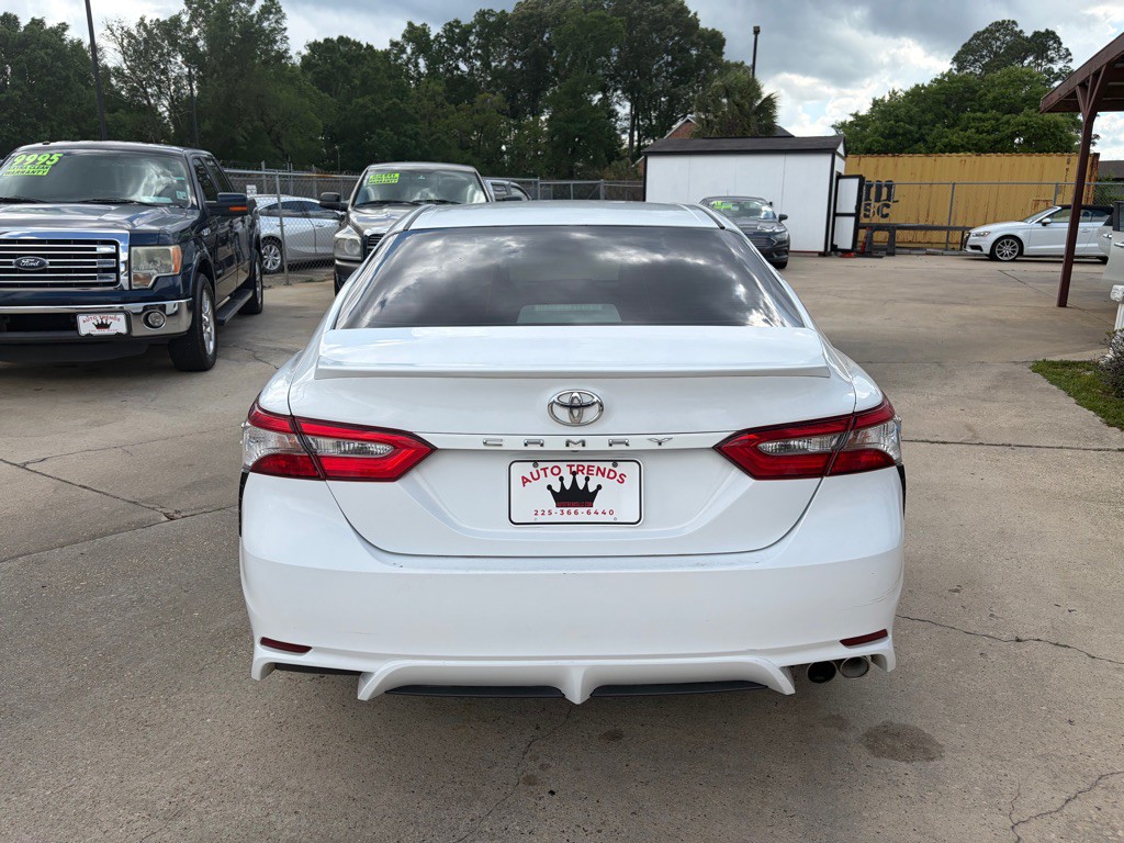 2018 Toyota Camry Image 5