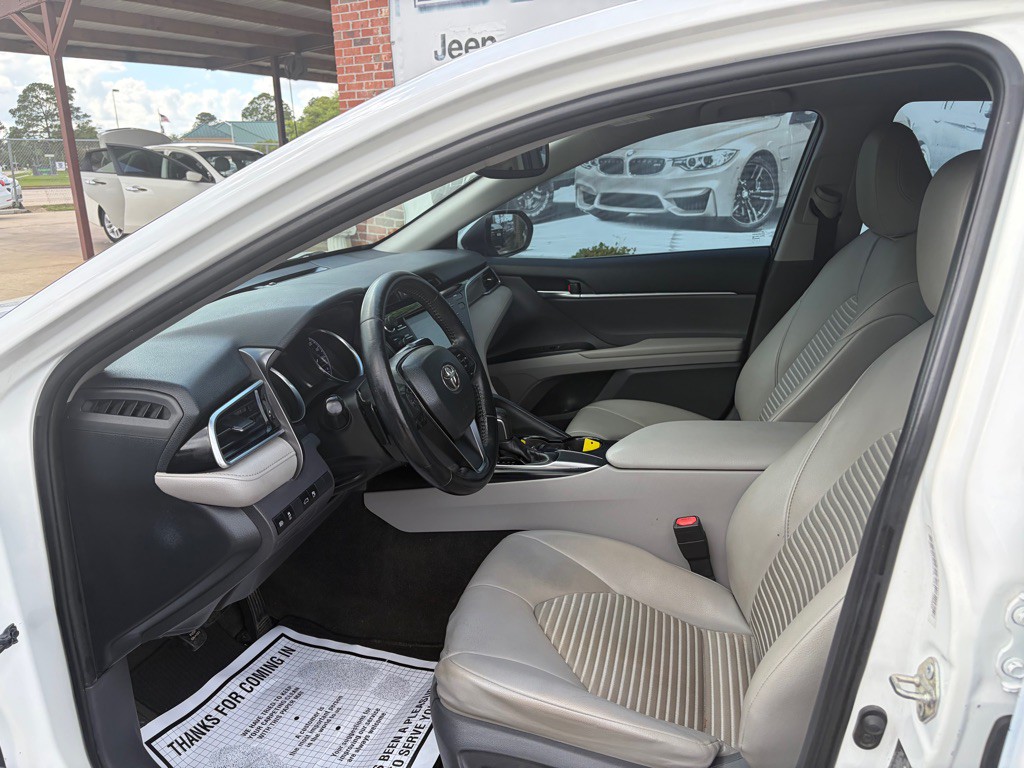 2018 Toyota Camry Image 7