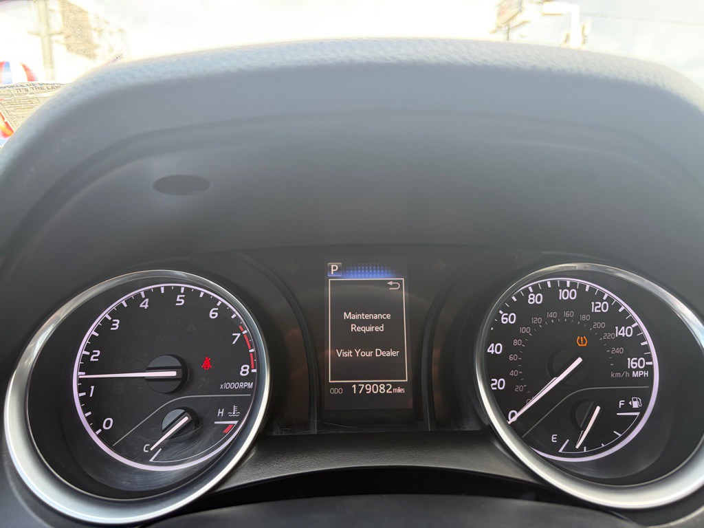 2018 Toyota Camry Image 12