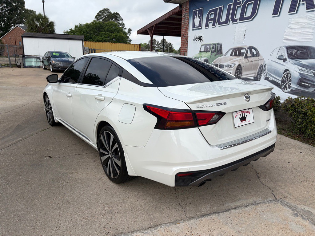 2021 Nissan Altima Image 6