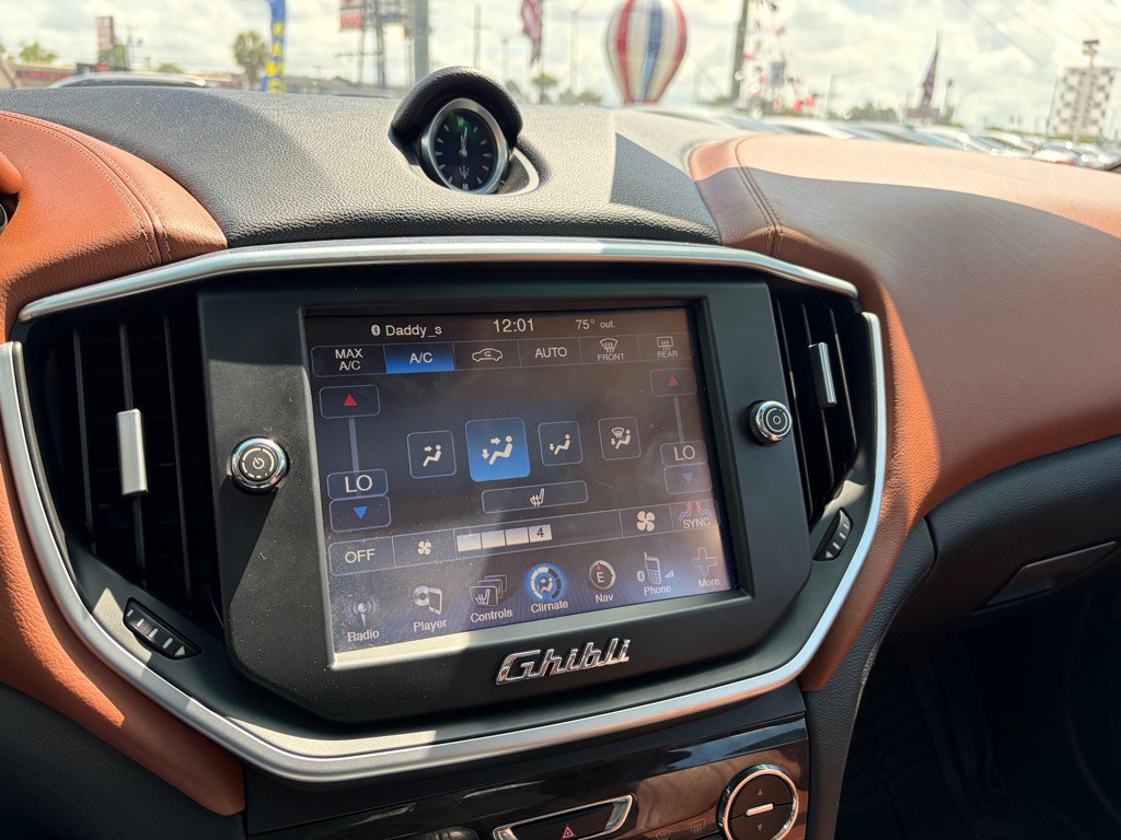 2015 Maserati Ghibli Image 9