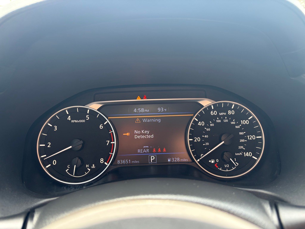 2023 Nissan Altima Image 9