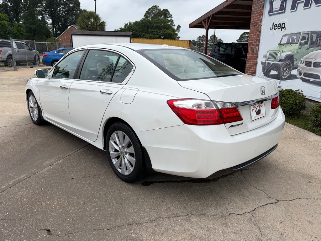 2015 Honda Accord Image 5