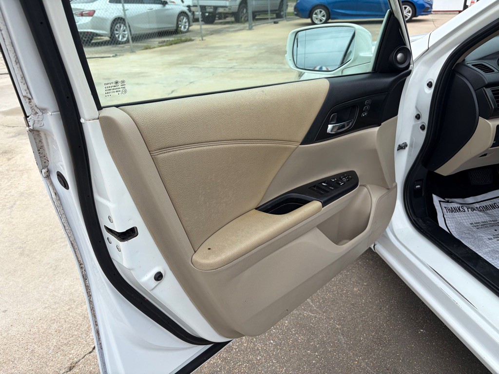 2015 Honda Accord Image 6