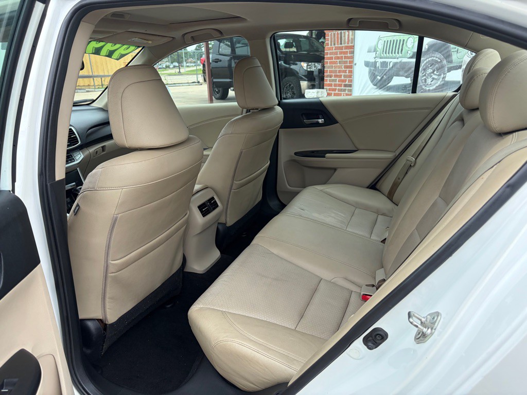 2015 Honda Accord Image 7