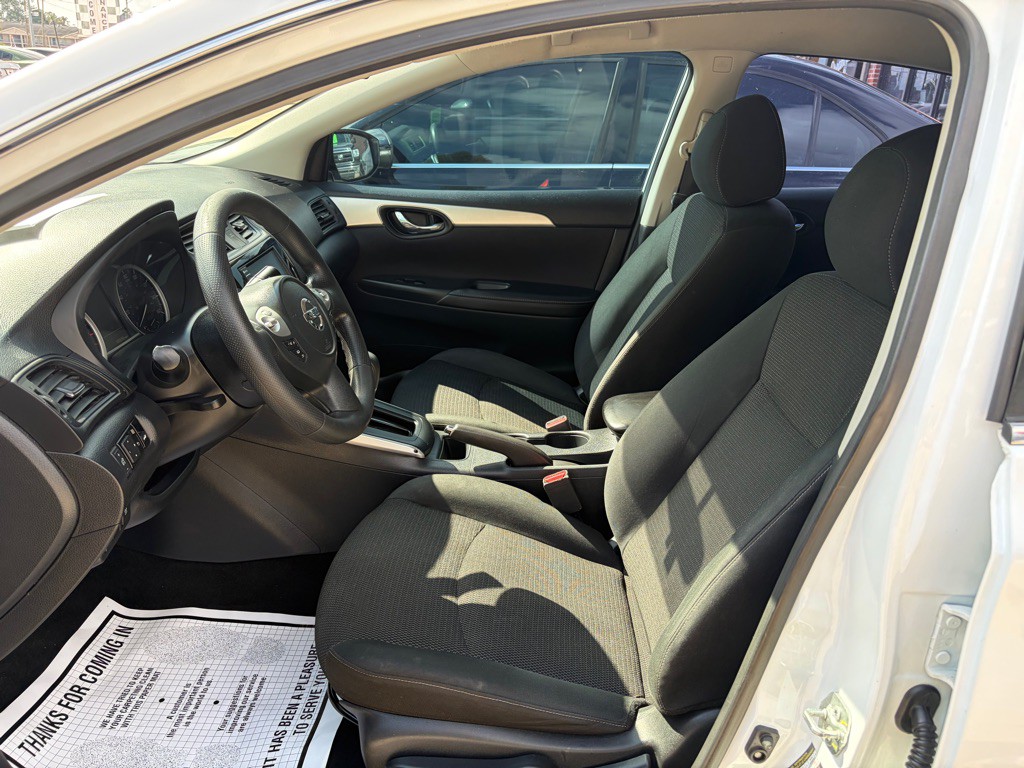 2019 Nissan Sentra Image 10
