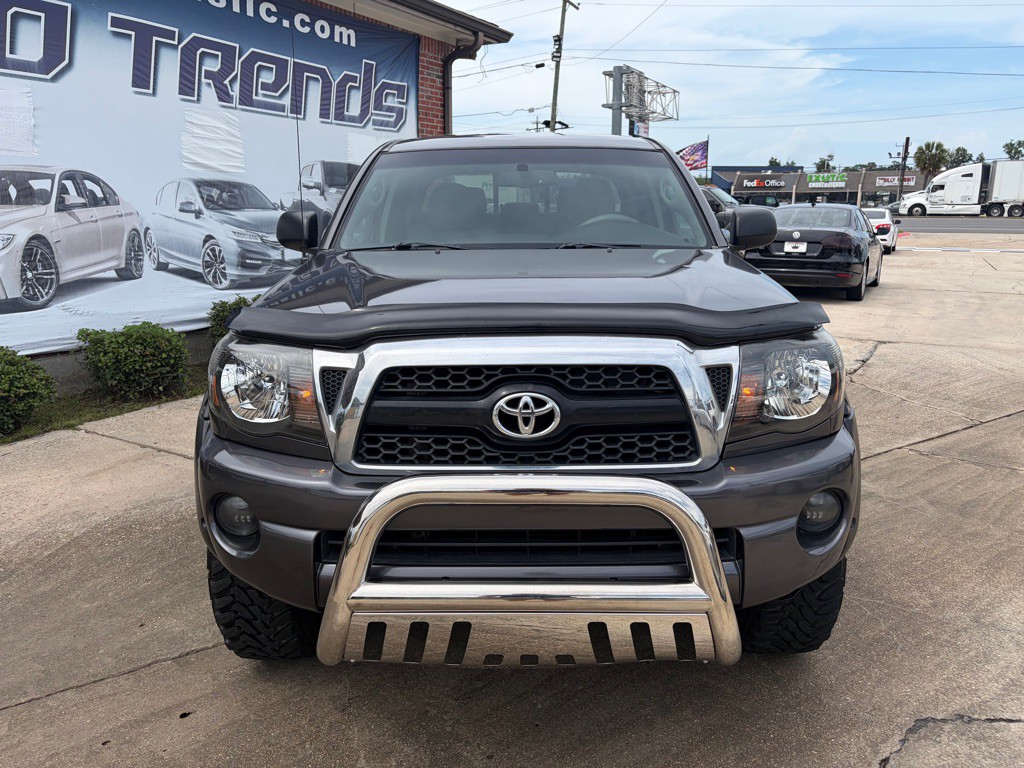2011 Toyota Tacoma Image 2