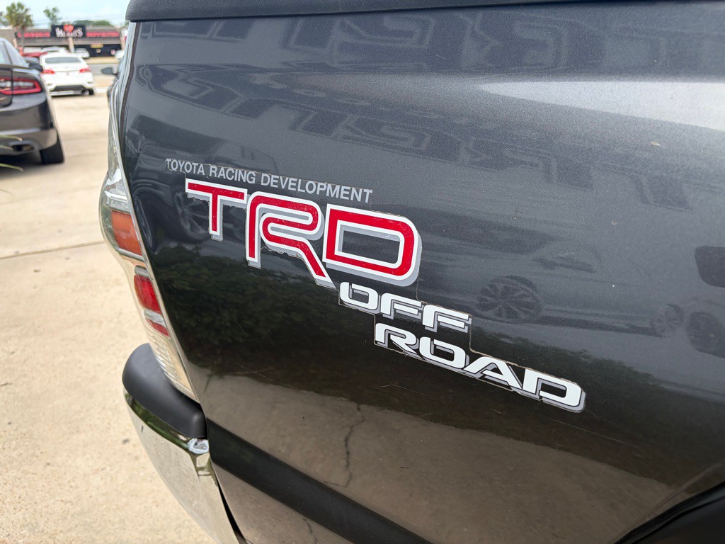 2011 Toyota Tacoma Image 4